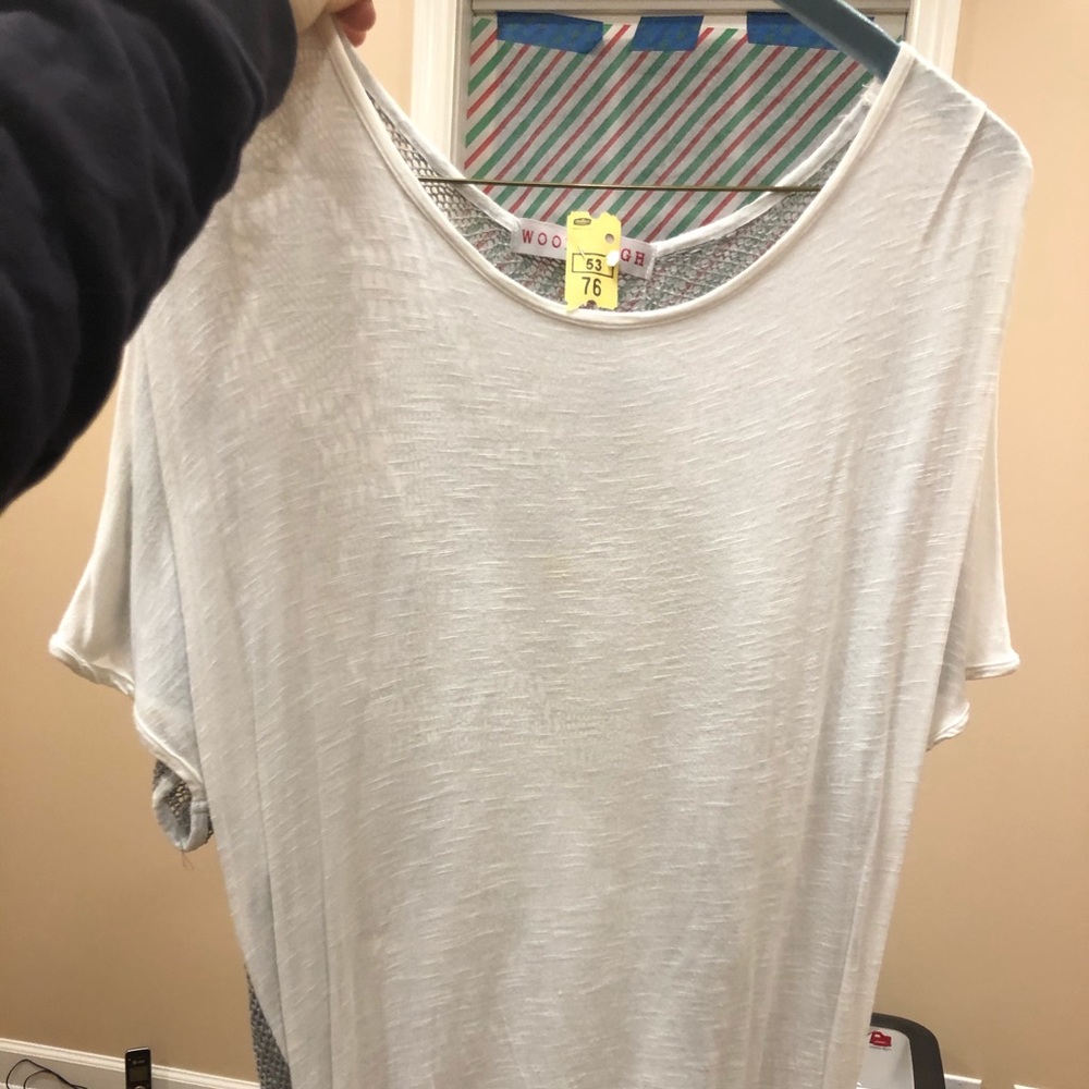 Beautiful white shirt with gray crocheted back